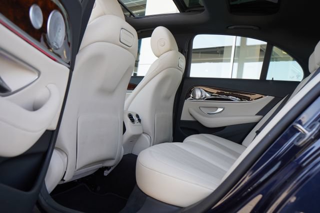 Used 2019 Mercedes-Benz E 300 image 30