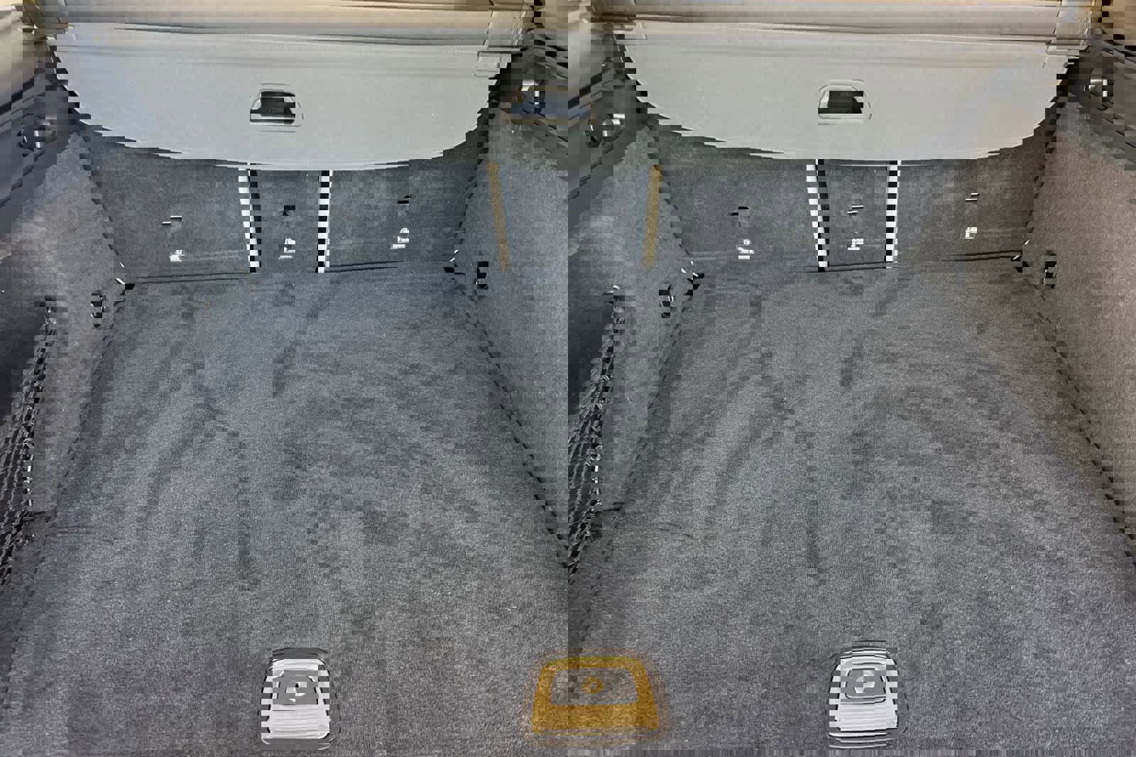 Used 2021 Mercedes-Benz GLC 300 4MATIC image 16