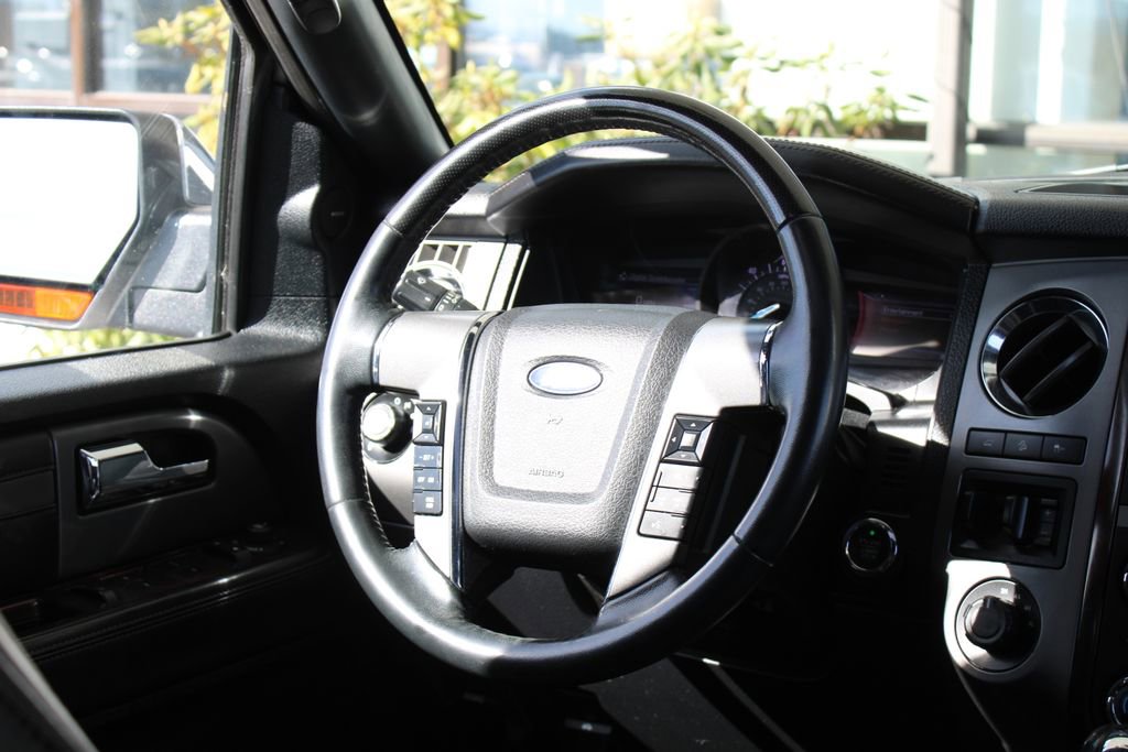 Used 2017 Ford Expedition EL Platinum image 21