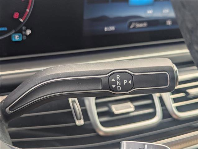 Used 2025 Mercedes-Benz GLS 580 4MATIC image 4