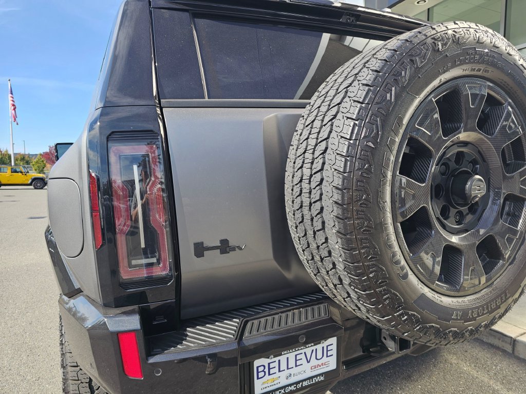 Used 2026 GMC Hummer EV 3X AWD/4WD image 16