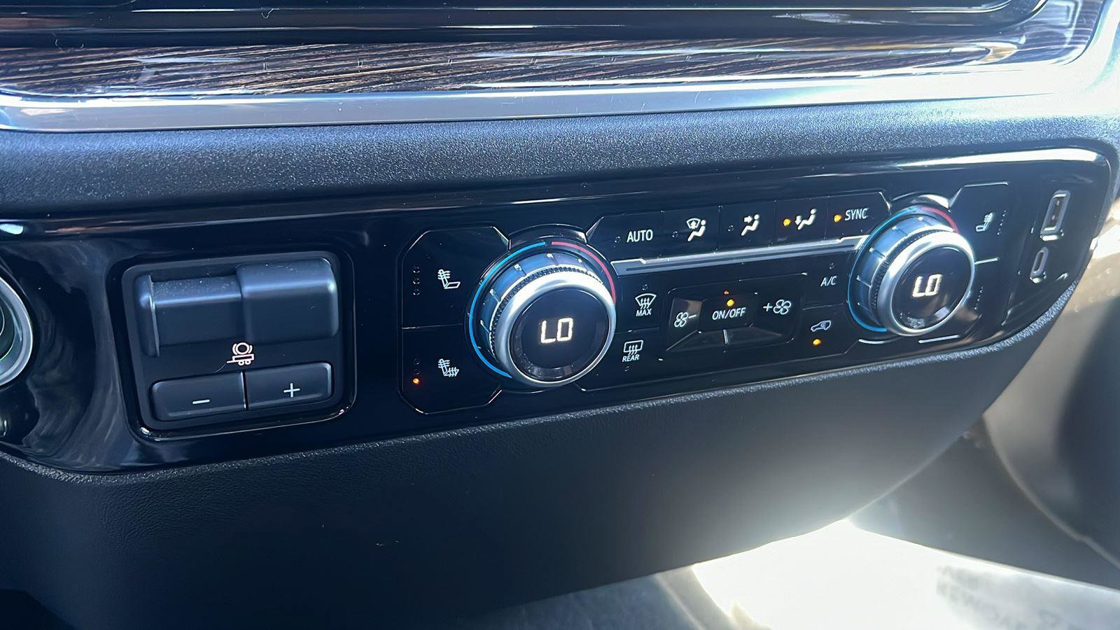 Used 2023 GMC Sierra 1500 SLE image 14