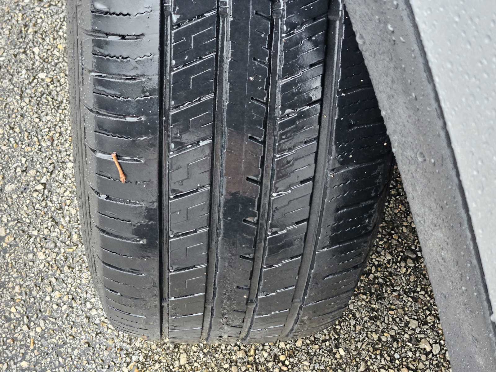 Used 2018 Toyota RAV4 LE image 10