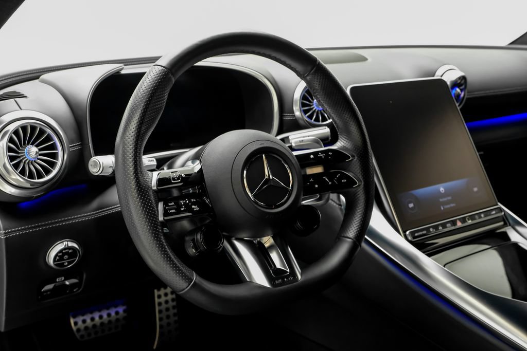 Used 2023 Mercedes-Benz SL 55 AMG 4MATIC image 11
