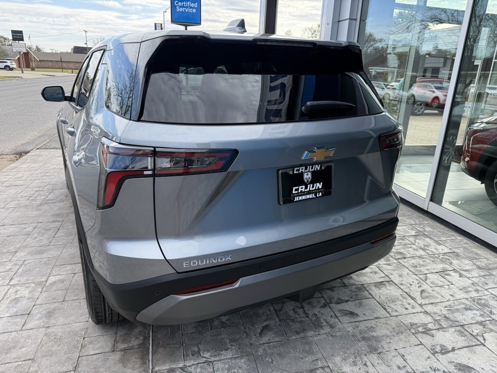 New 2026 Chevrolet Equinox LT w/ LPO, Floor Liner Package image 3