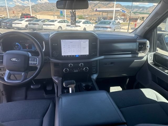 Used 2024 Ford F150 Lightning XLT AWD/4WD image 16