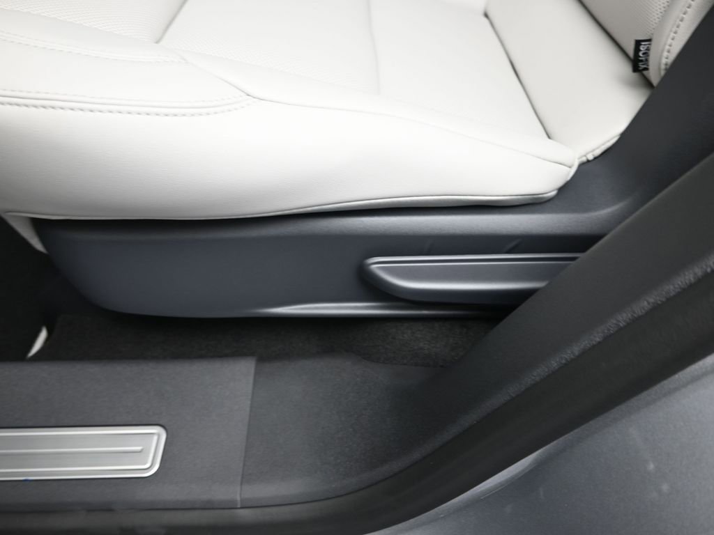 New 2026 Lincoln Nautilus Premier image 32