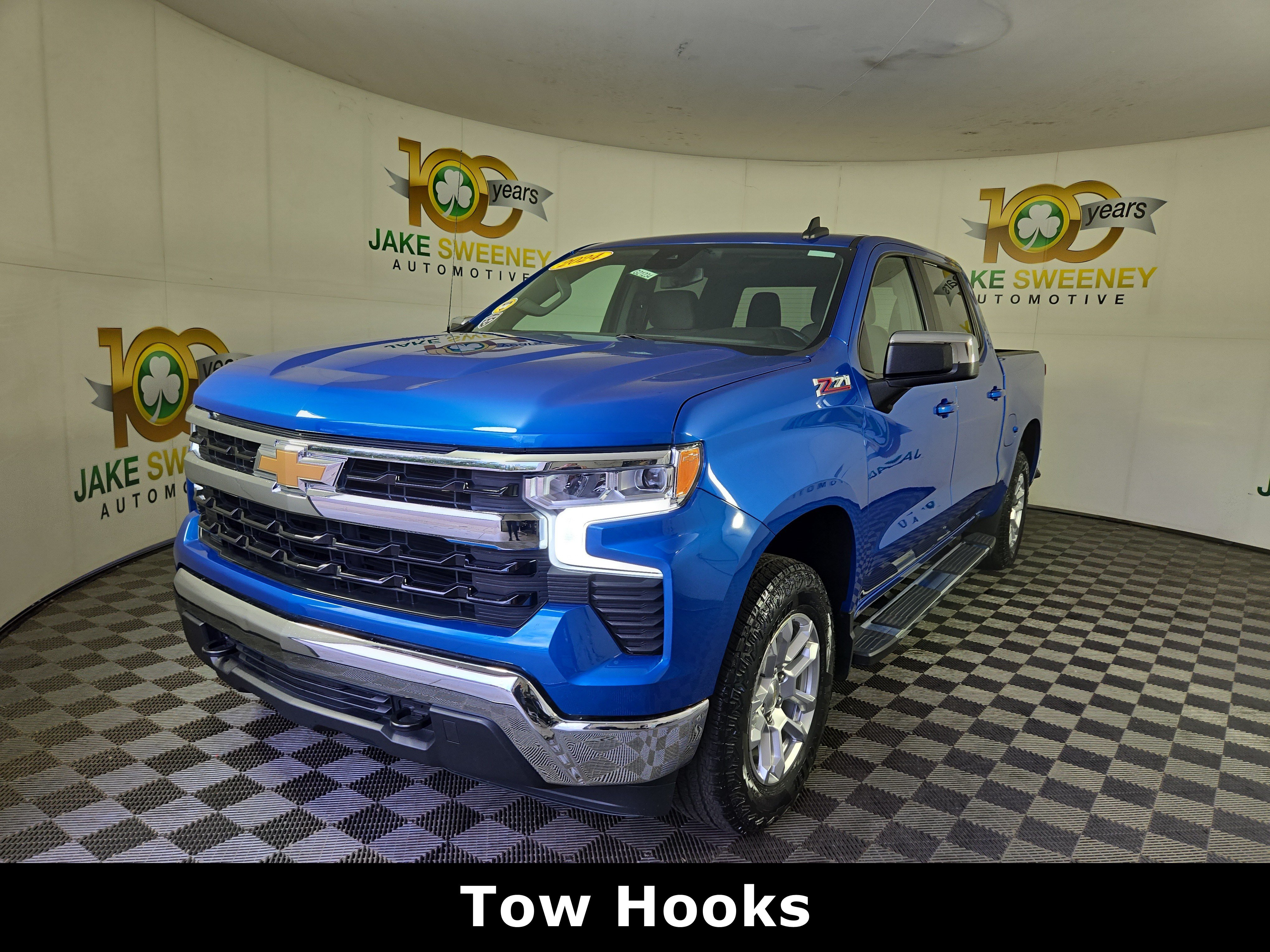 Certified 2024 Chevrolet Silverado 1500 LT w/ Z71 Off-Road Package AWD/4WD image 3