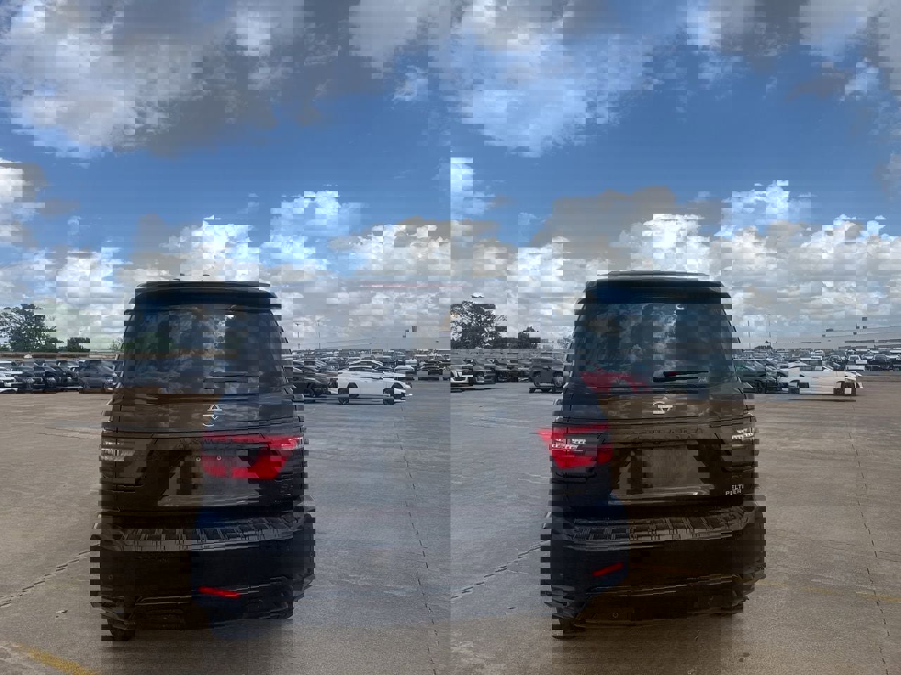 Used 2022 Nissan Armada SL w/ Midnight Edition Package image 18