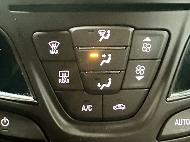 Used 2014 Buick Regal Turbo image 17