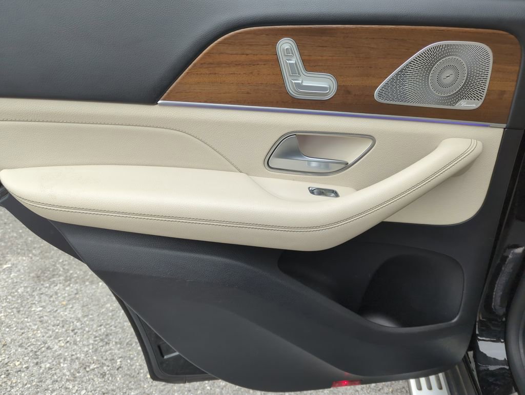 Used 2021 Mercedes-Benz GLE 350 4MATIC w/ 3rd Row Seat Package image 32