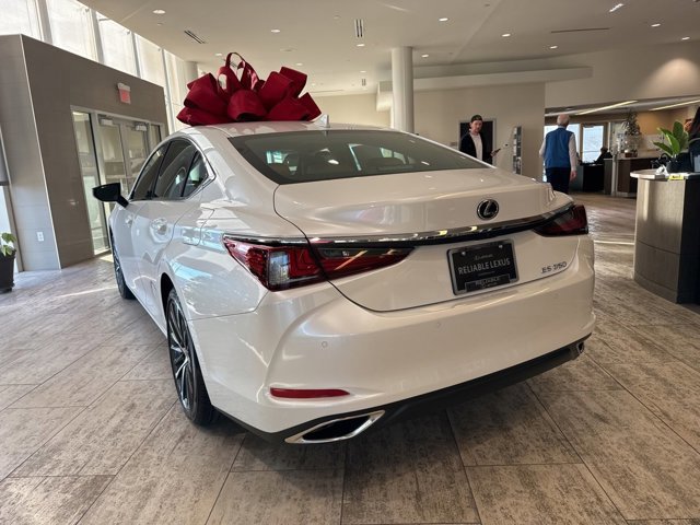 New 2025 Lexus ES 350 w/ Premium Package image 6