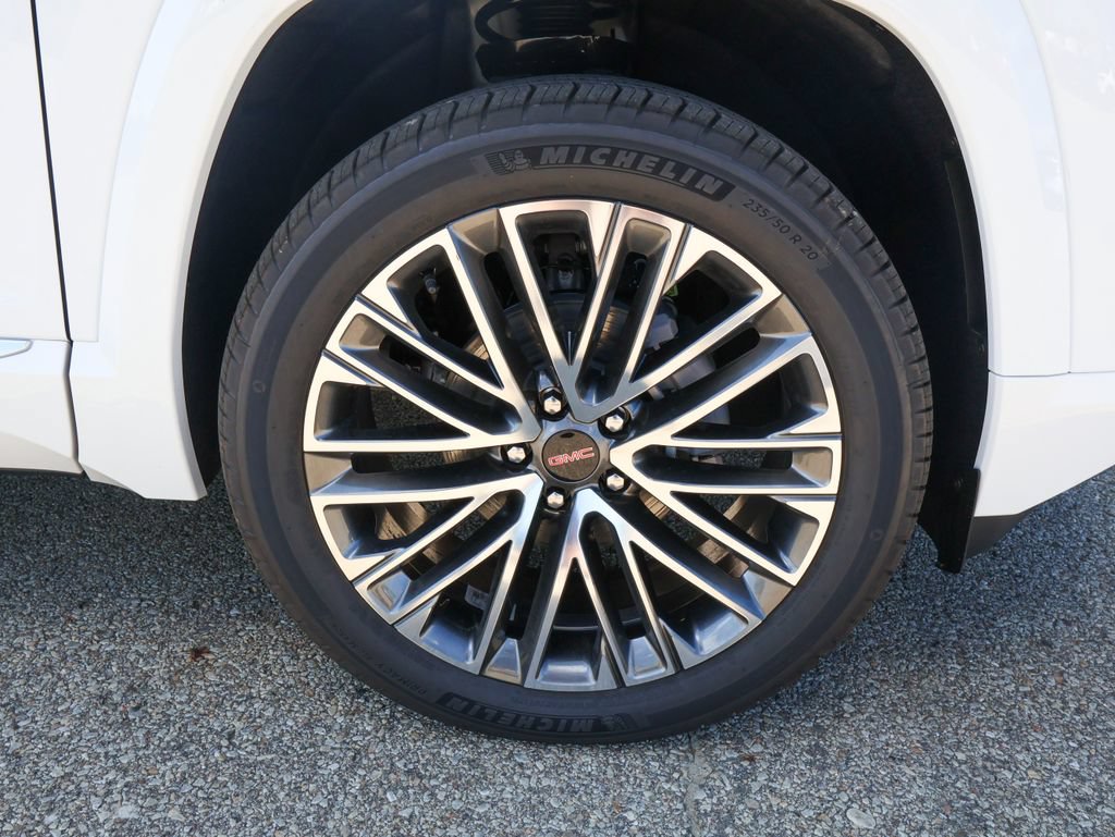 New 2027 GMC Terrain Denali w/ LPO, Floor Liner Package AWD/4WD image 38