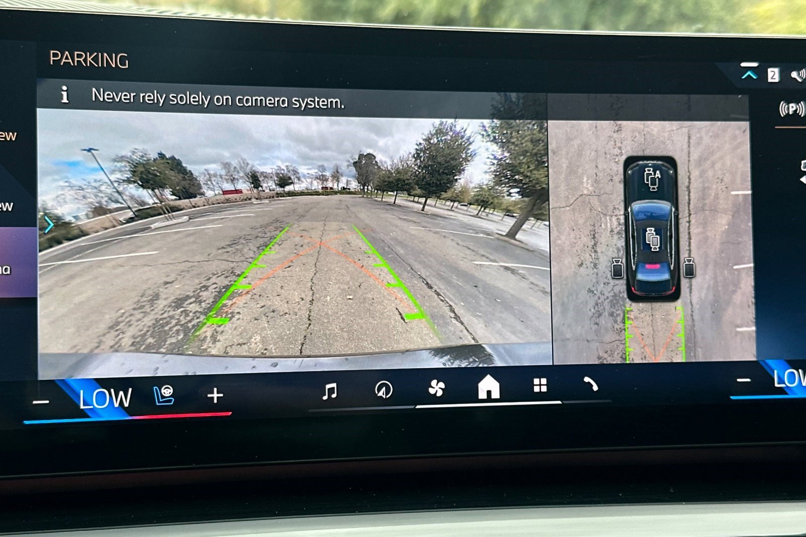 Certified 2024 BMW i5 eDrive40i w/ Premium Package image 26