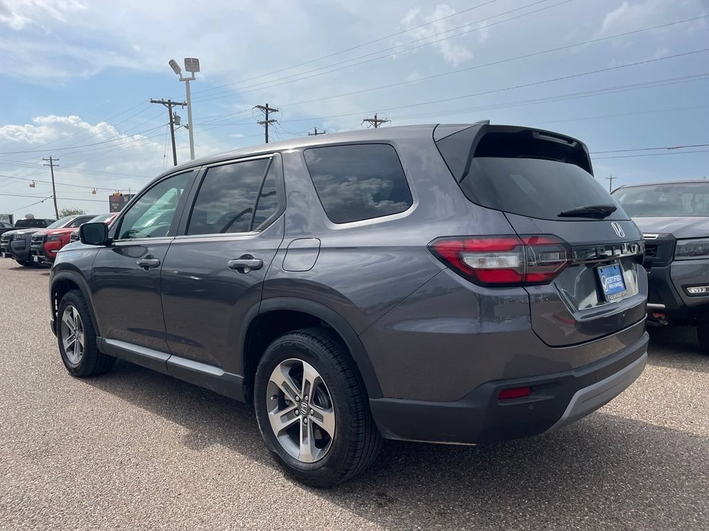 Used 2025 Honda Pilot EX-L image 5