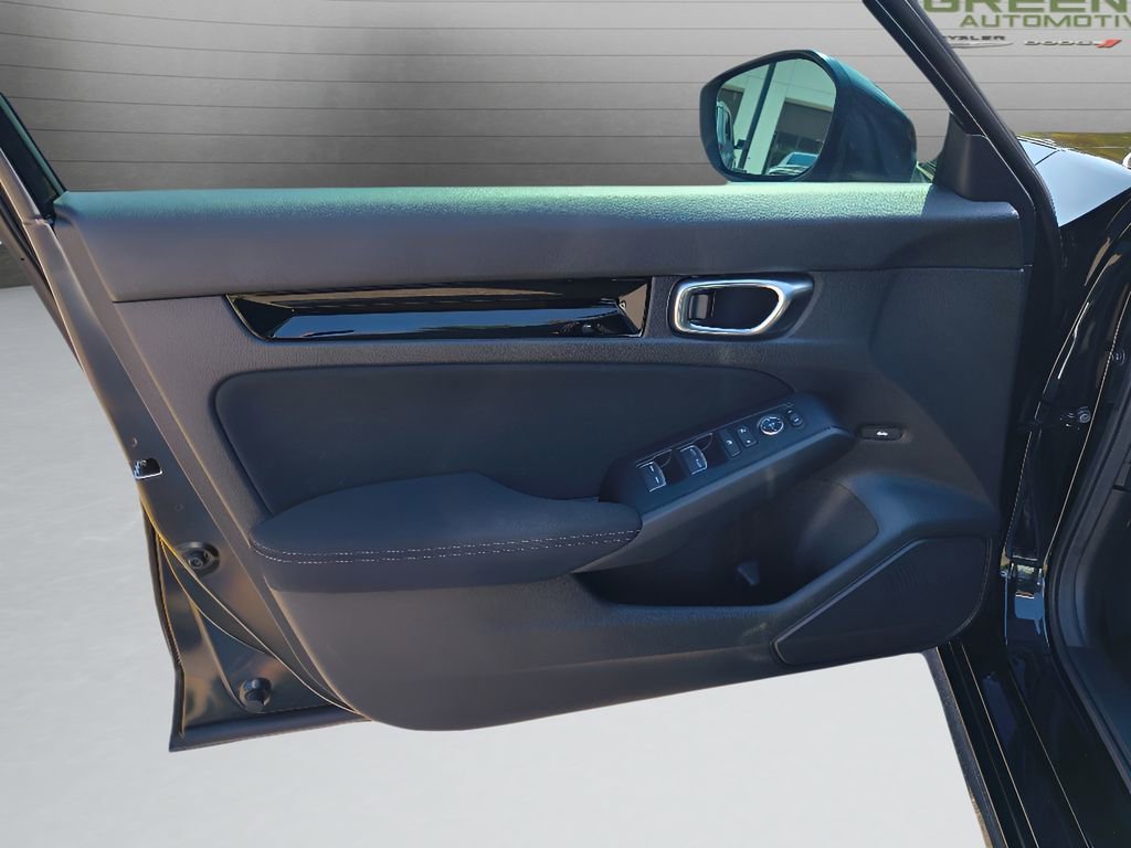 Used 2025 Honda Civic Sport image 13