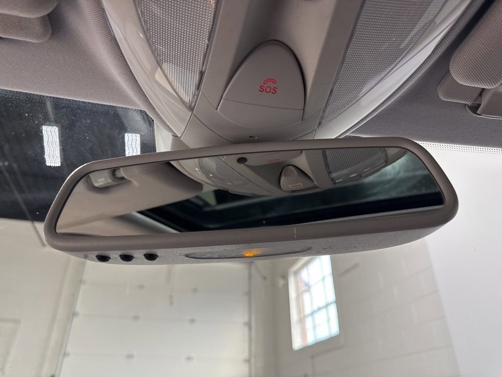 Used 2007 Mercedes-Benz E 550 Sedan image 24