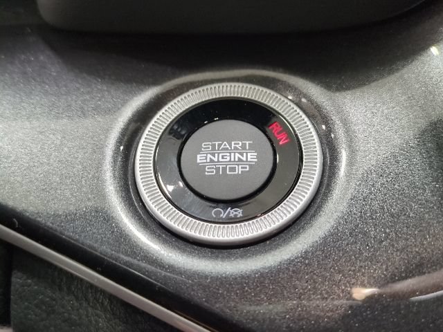 Used 2023 Jeep Grand Cherokee Altitude AWD/4WD image 11