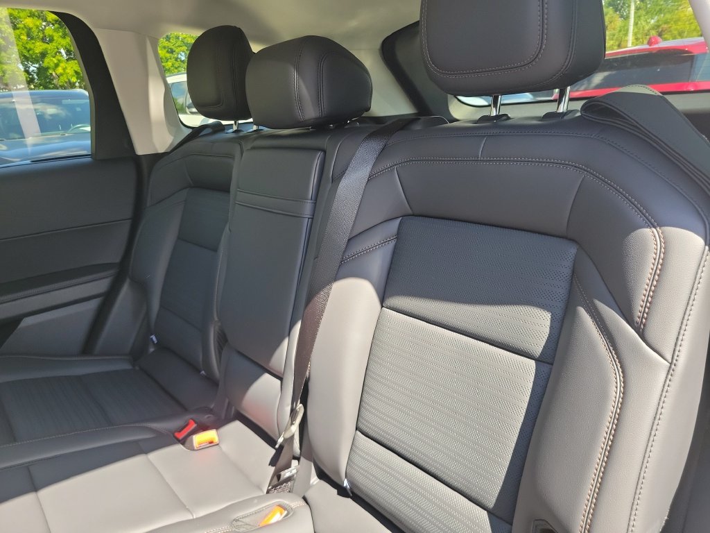 New 2026 Lincoln Nautilus Reserve AWD/4WD image 16