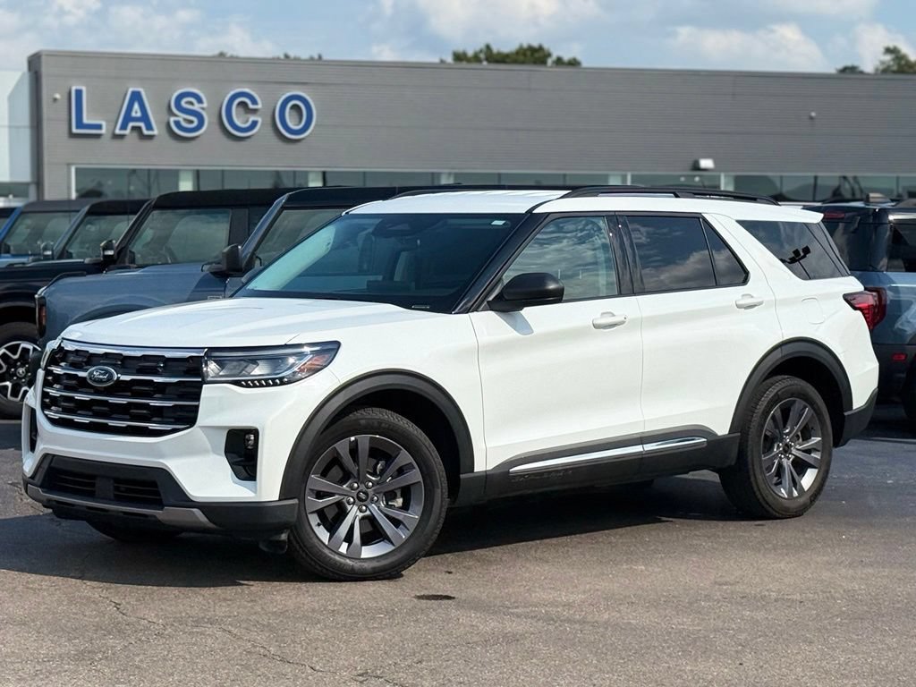 Certified 2025 Ford Explorer Active w/ Active Comfort Package AWD/4WD 360° Tour