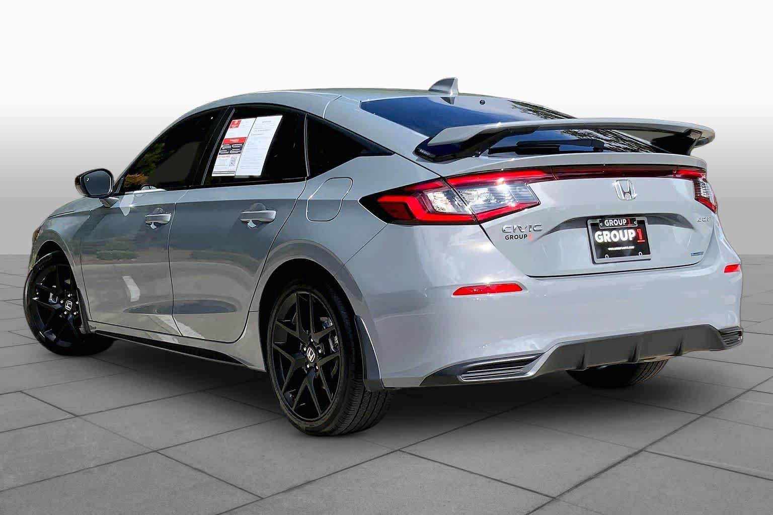 Used 2025 Honda Civic Sport image 11