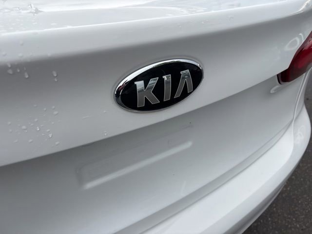 Used 2017 Kia Forte LX FWD image 39