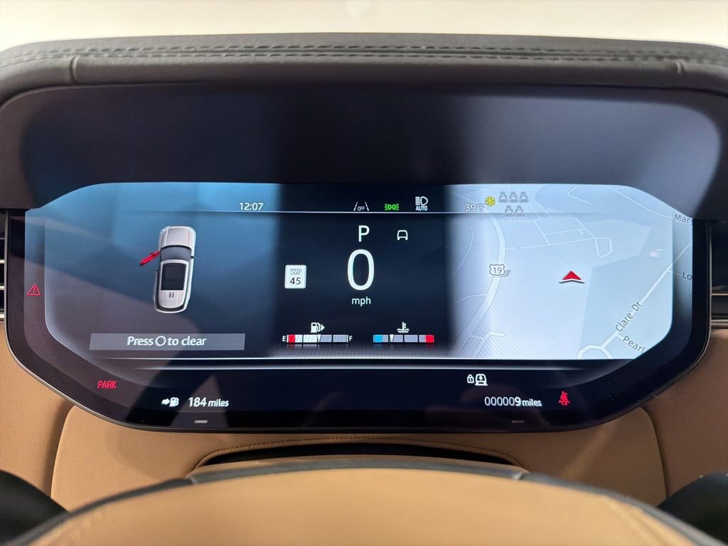 New 2026 Land Rover Range Rover Long Wheelbase SE image 15