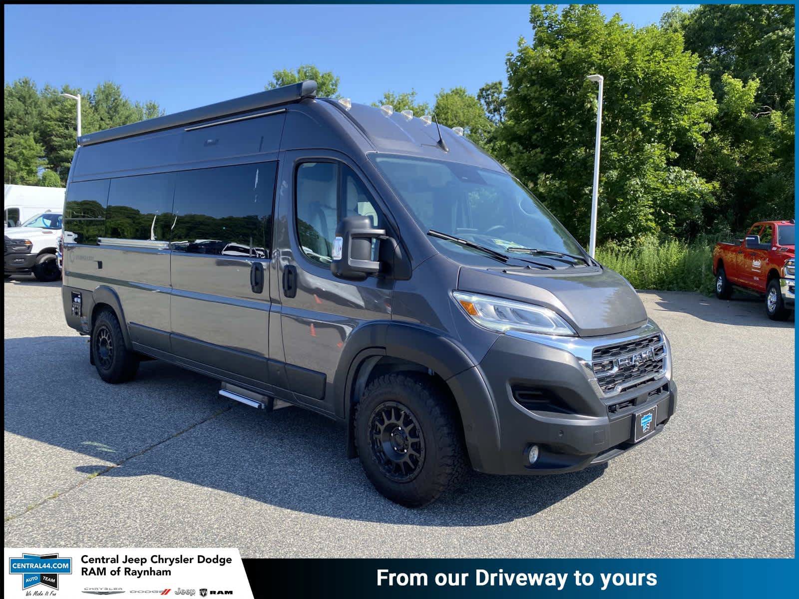 Used 2024 RAM ProMaster 3500 w/ Quick Order Package 22H SLT+ FWD image 1