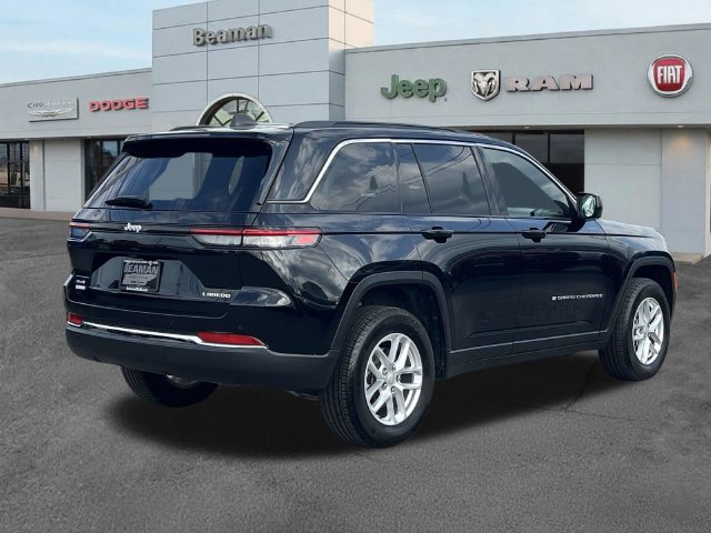 Used 2025 Jeep Grand Cherokee Laredo X w/ Luxury Tech Group I AWD/4WD image 7