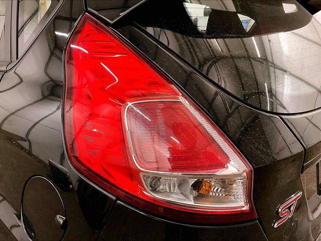 Used 2017 Ford Fiesta ST FWD image 29