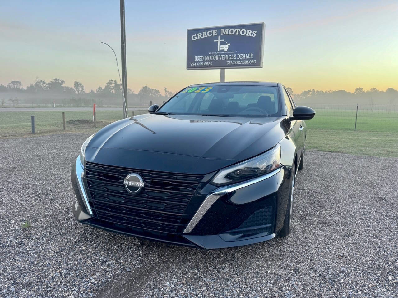 Used 2023 Nissan Altima 2.5 S image 4