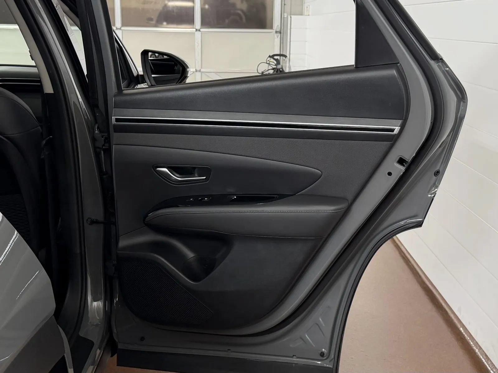 Used 2024 Hyundai Tucson Limited AWD/4WD image 42