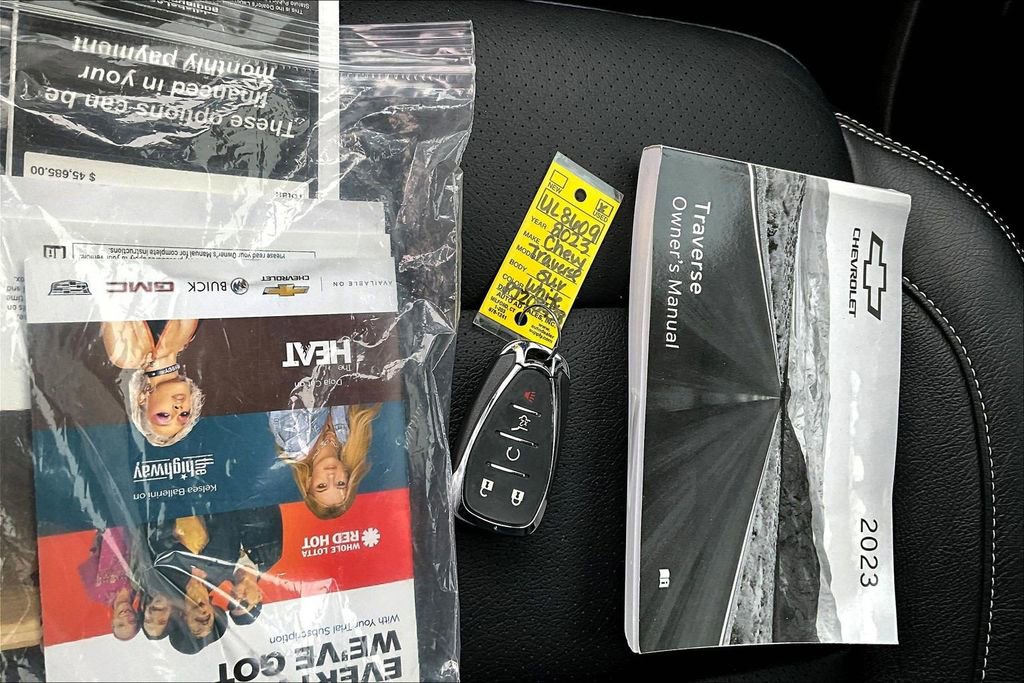 Used 2023 Chevrolet Traverse LT w/ Midnight/Sport Edition AWD/4WD image 35