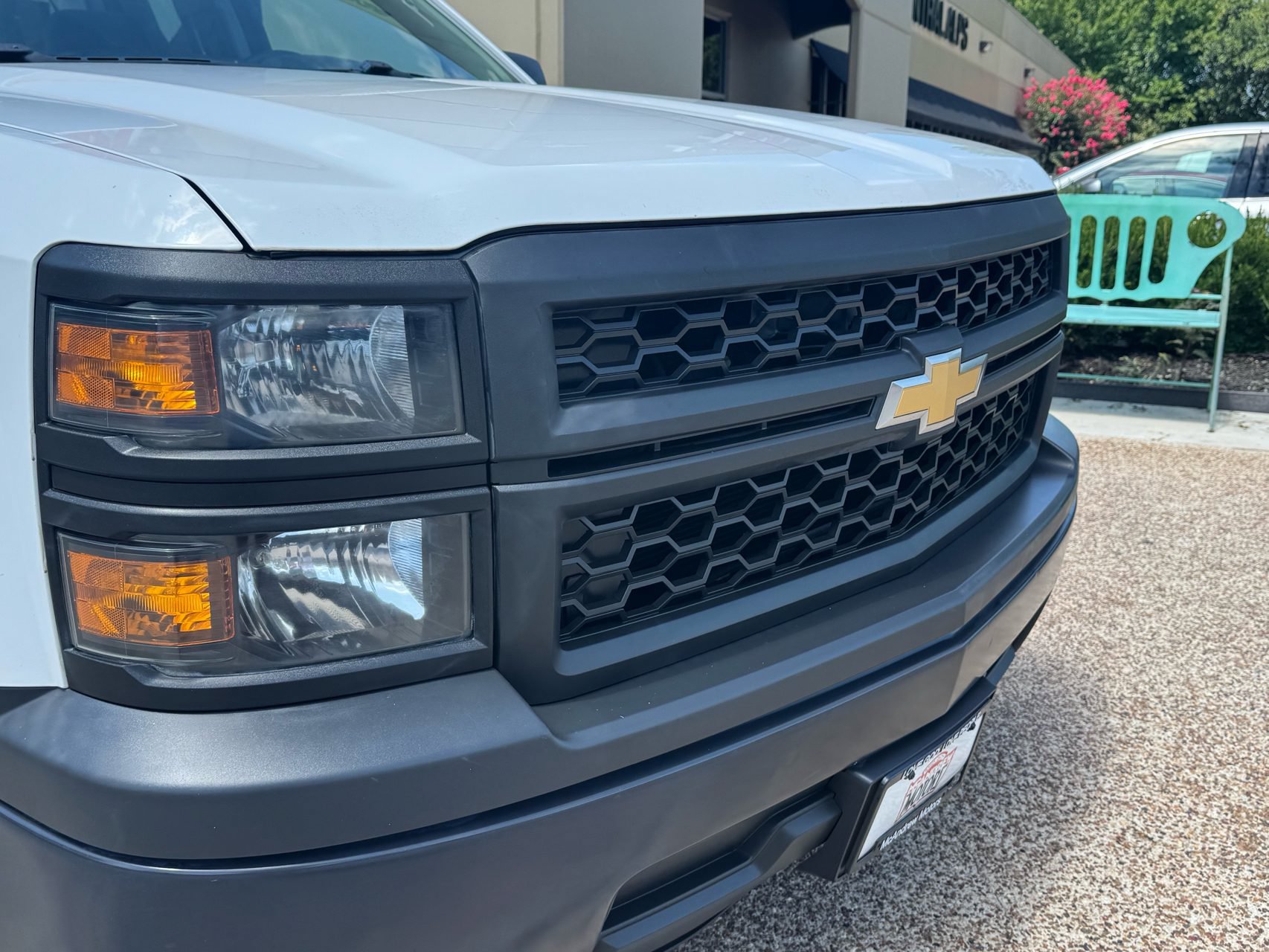 Used 2015 Chevrolet Silverado 1500 W/T RWD image 2