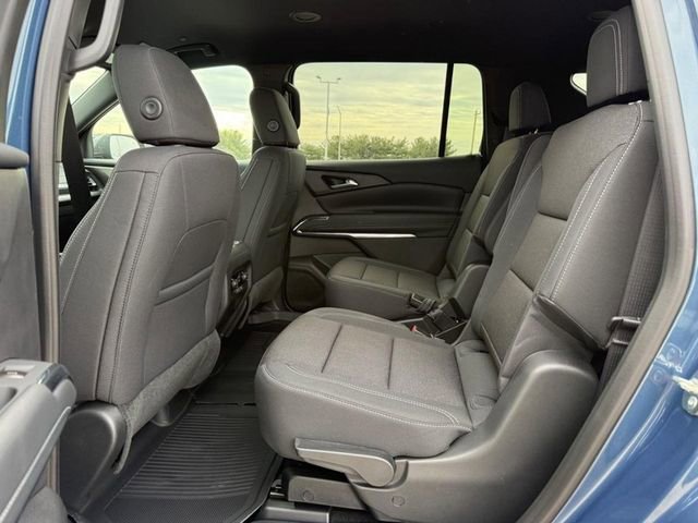 New 2026 Chevrolet Traverse LT w/ LPO, Floor Liner Package FWD image 6