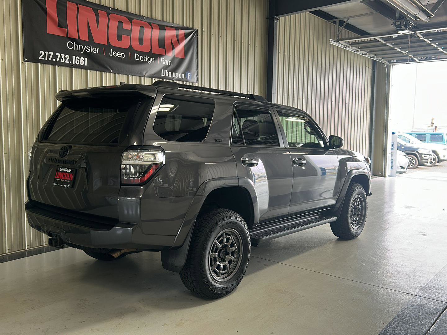Used 2019 Toyota 4Runner SR5 image 6