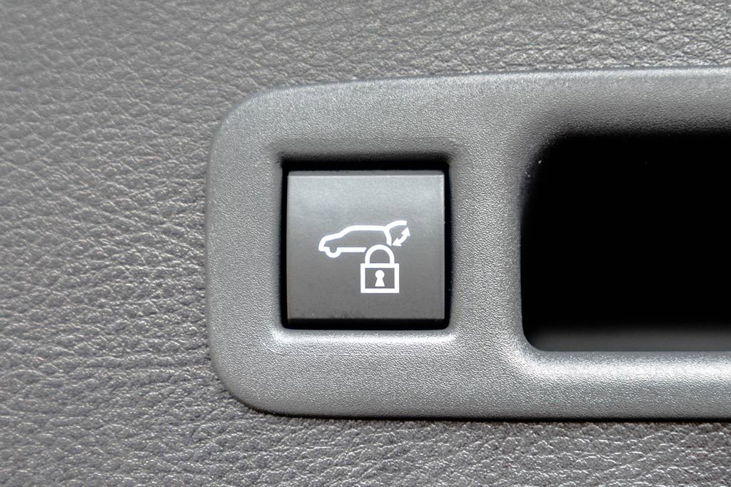 New 2026 Toyota Sienna Platinum AWD/4WD image 43