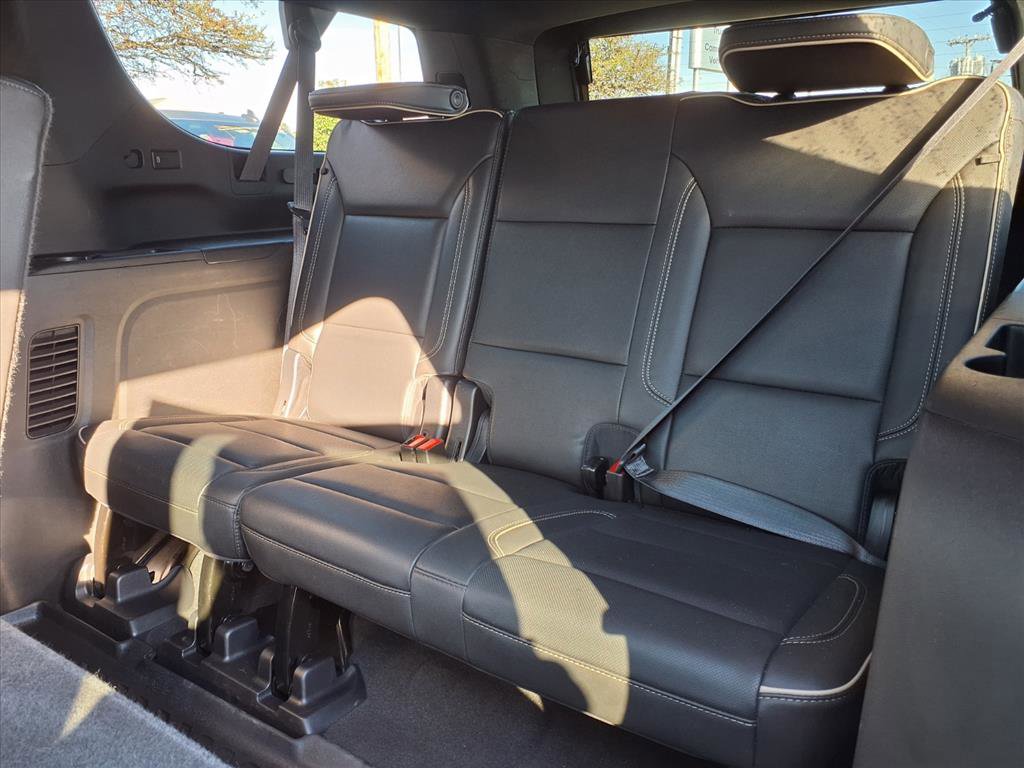 Used 2022 GMC Yukon XL SLT AWD/4WD image 8