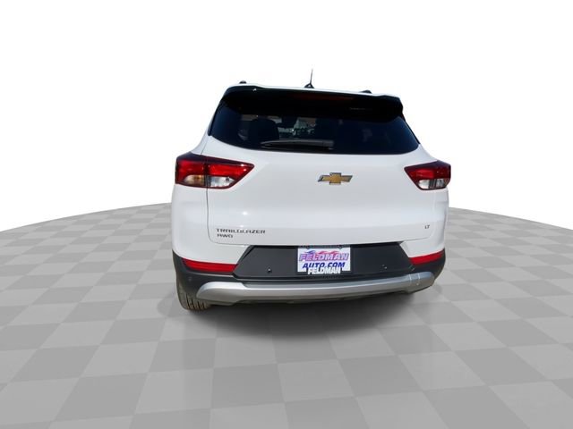 Used 2024 Chevrolet TrailBlazer LT w/ LT Cold Weather Package image 9