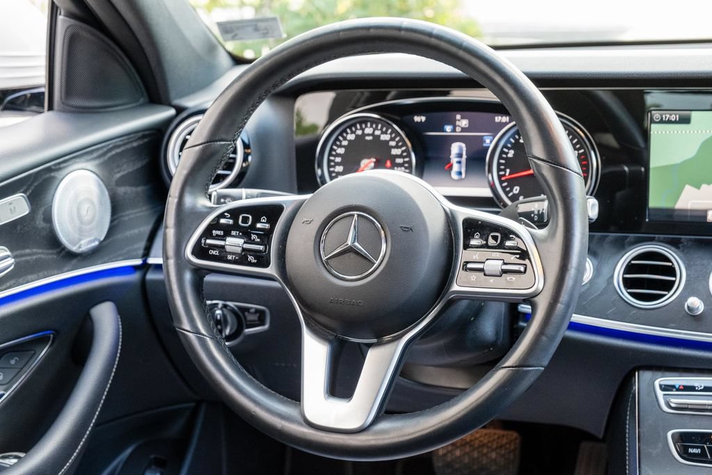 Used 2019 Mercedes-Benz E 300 image 27