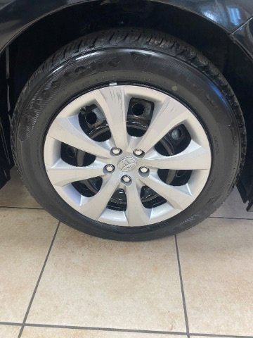 Used 2021 Toyota Corolla SE FWD image 33