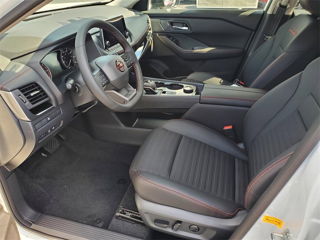New 2026 Nissan Rogue SV image 13