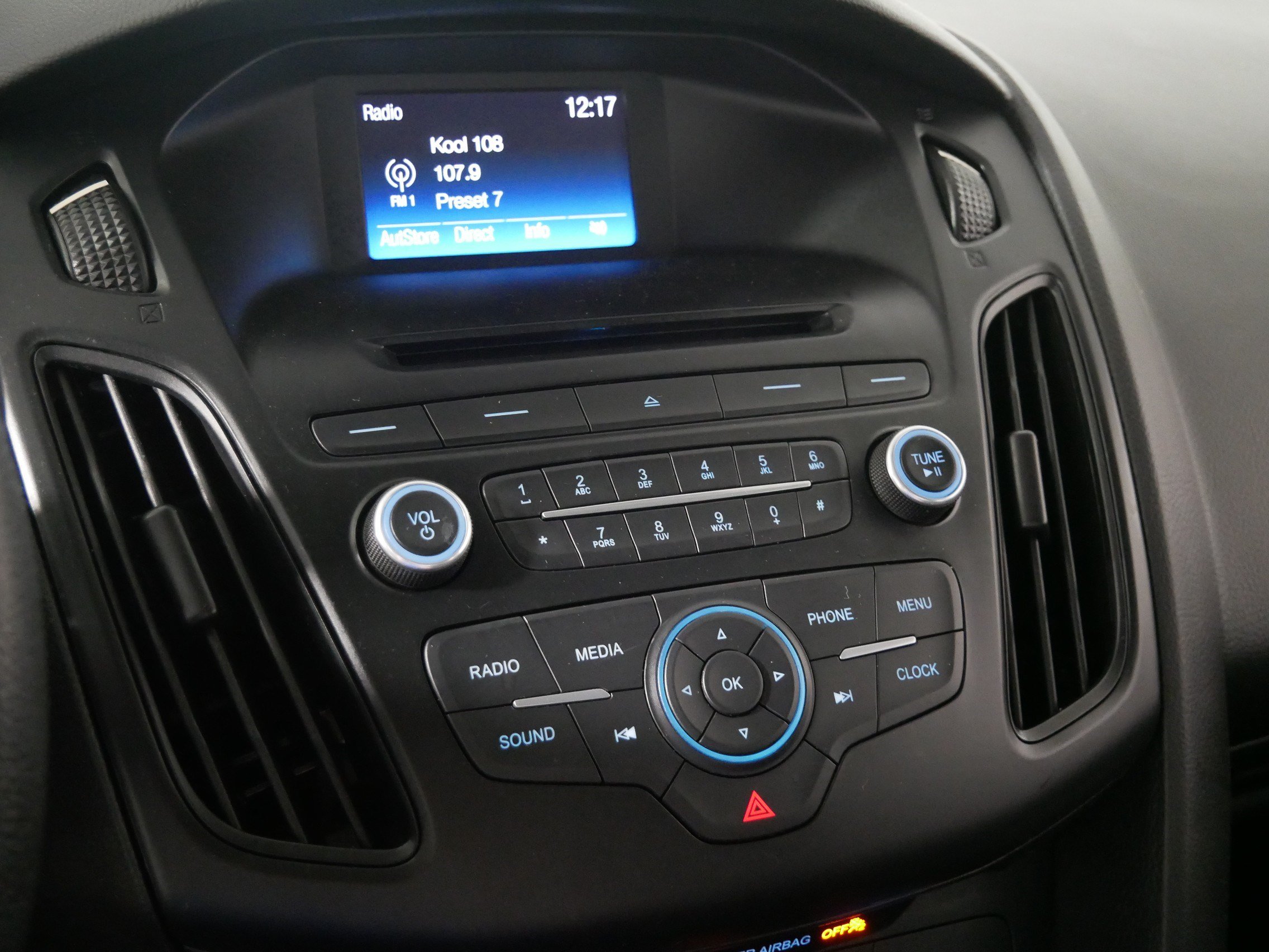 Used 2015 Ford Focus S FWD image 22