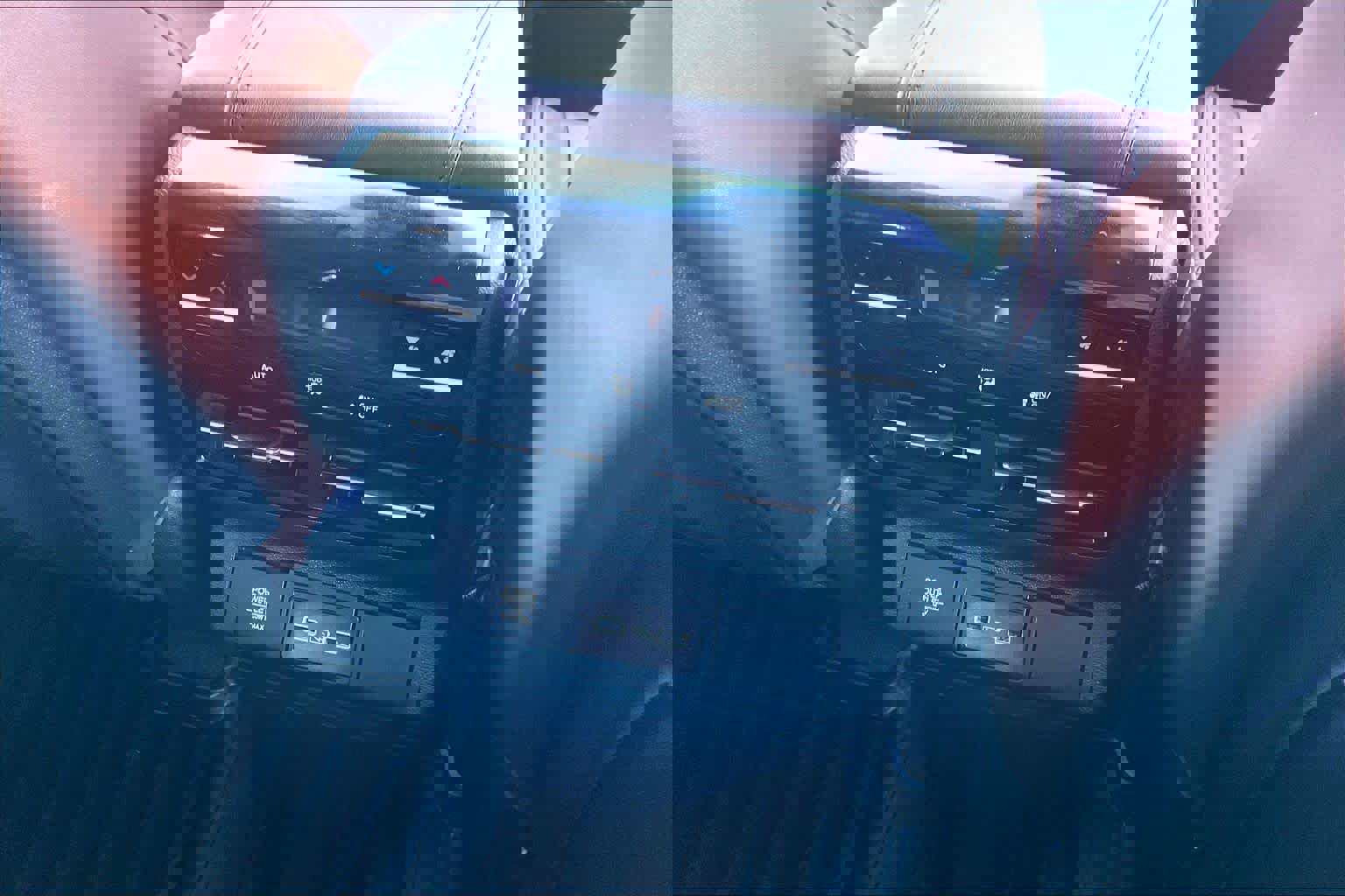 Used 2023 Acura MDX w/Technology Package image 36