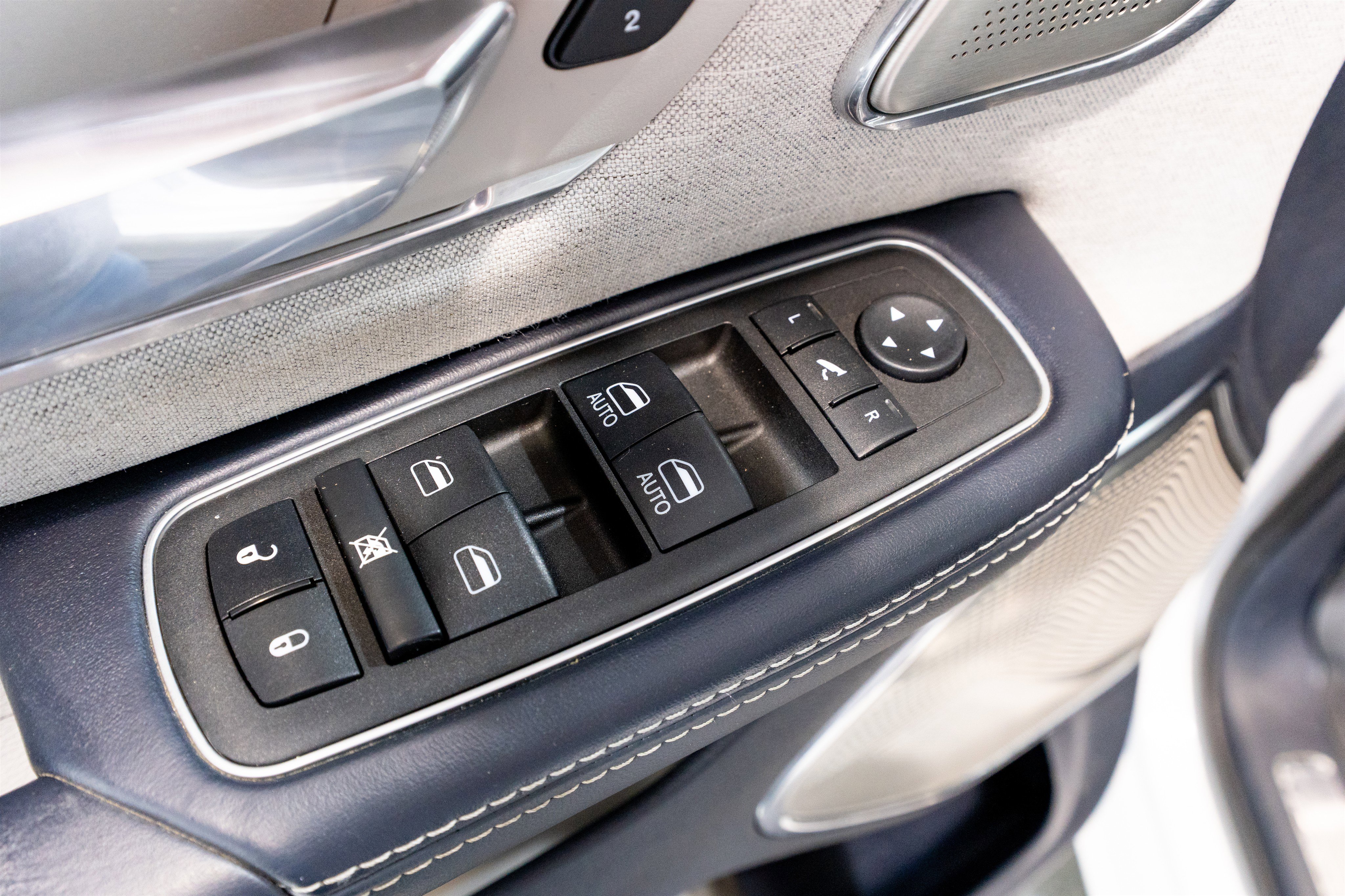 Used 2023 RAM 1500 Limited image 19