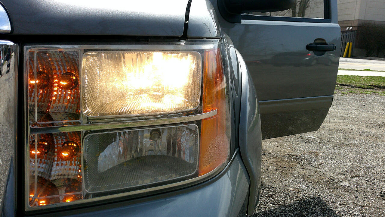 Used 2013 GMC Sierra 1500 SLE w/ Power Tech Package image 38