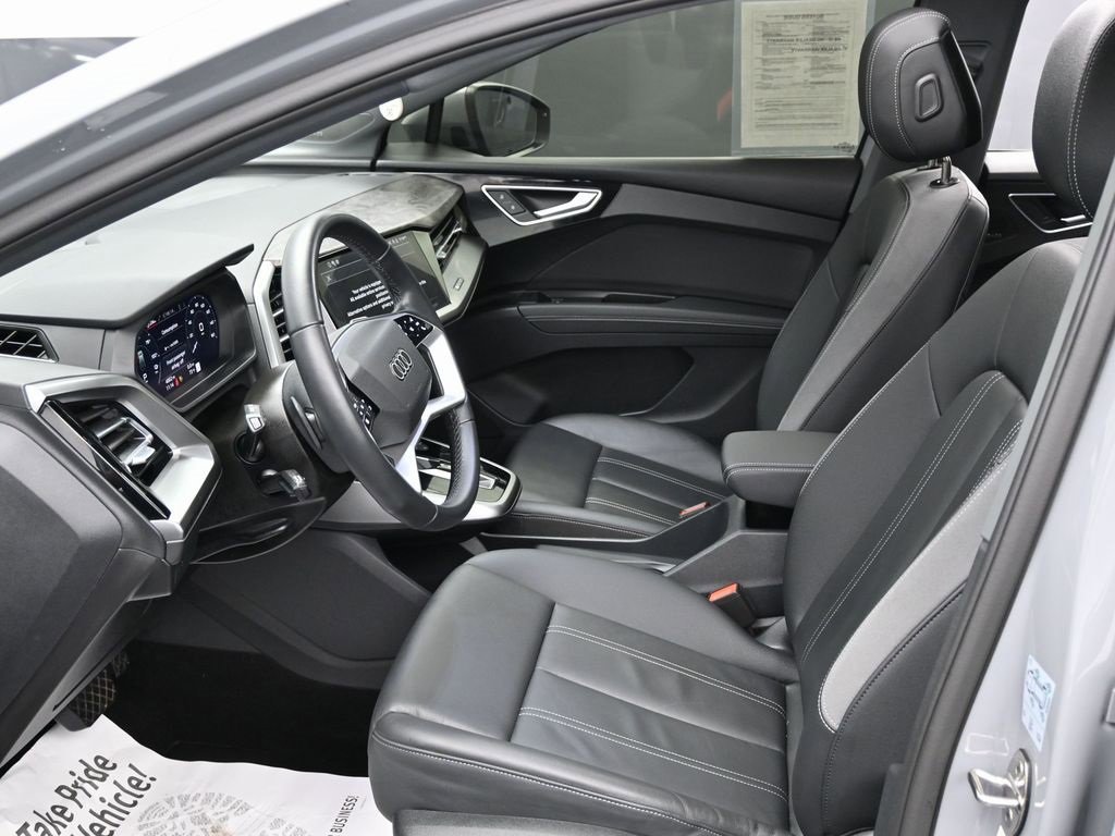 Used 2024 Audi Q4 e-tron Premium Plus w/ Premium Plus image 16