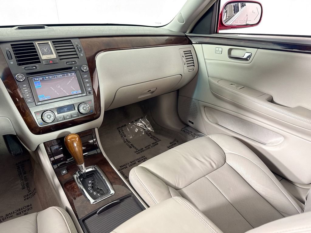 Used 2009 Cadillac DTS image 27