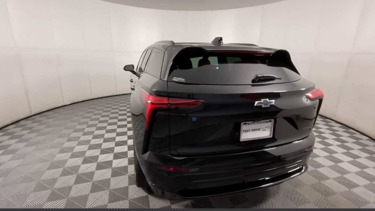New 2025 Chevrolet Blazer EV RS image 14