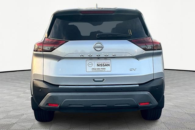 Used 2022 Nissan Rogue SV image 6